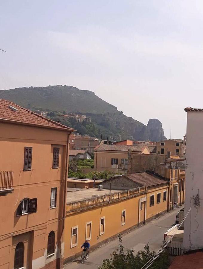 B&B Terracina Holiday Экстерьер фото
